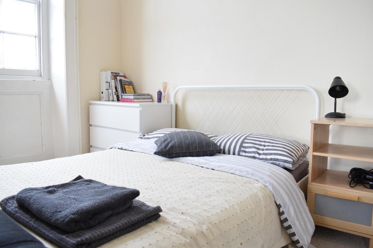 Spacious Near King's Cross Apartment